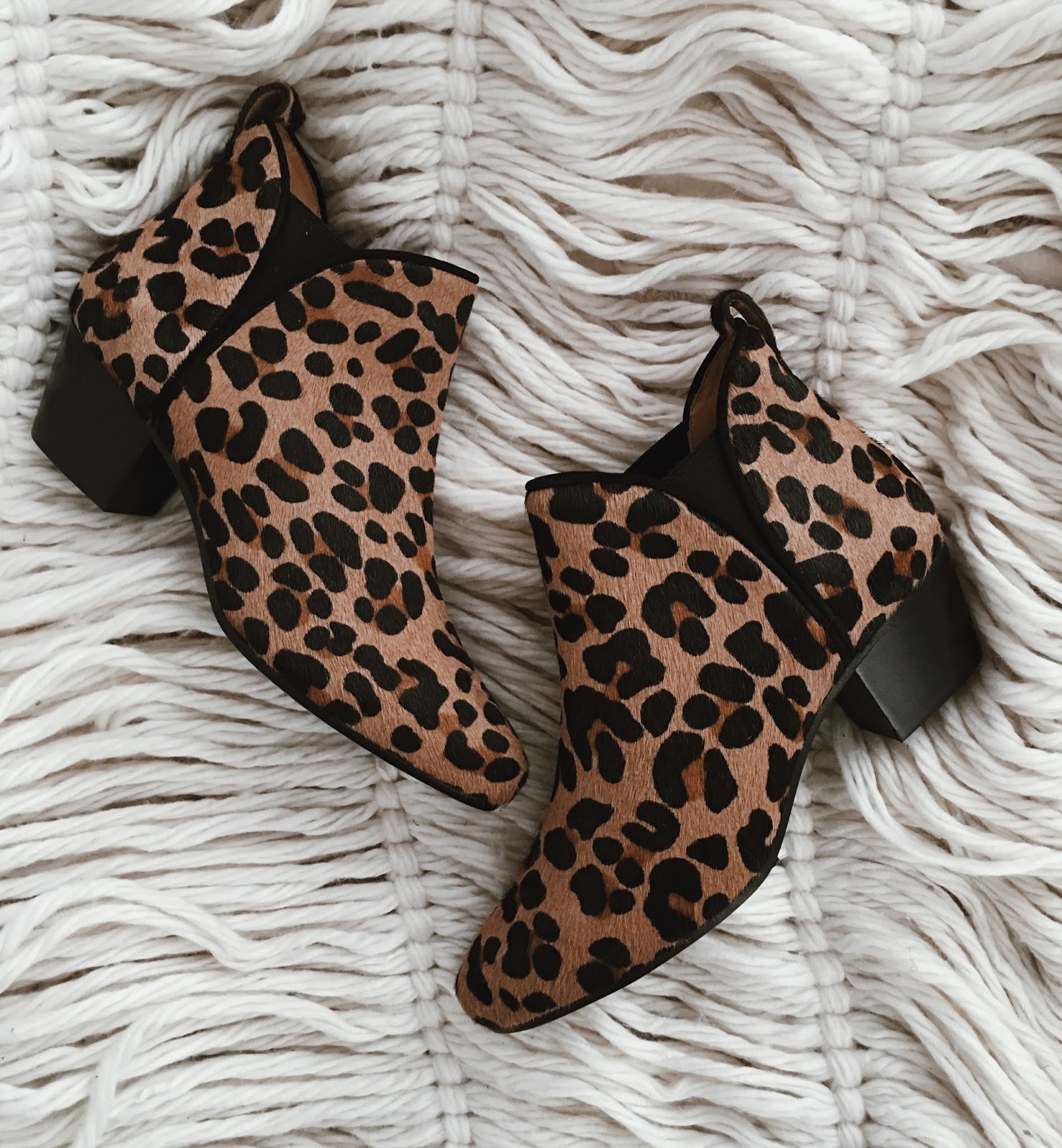Current Obsession : Fall Boots - Pretty Little Fawn